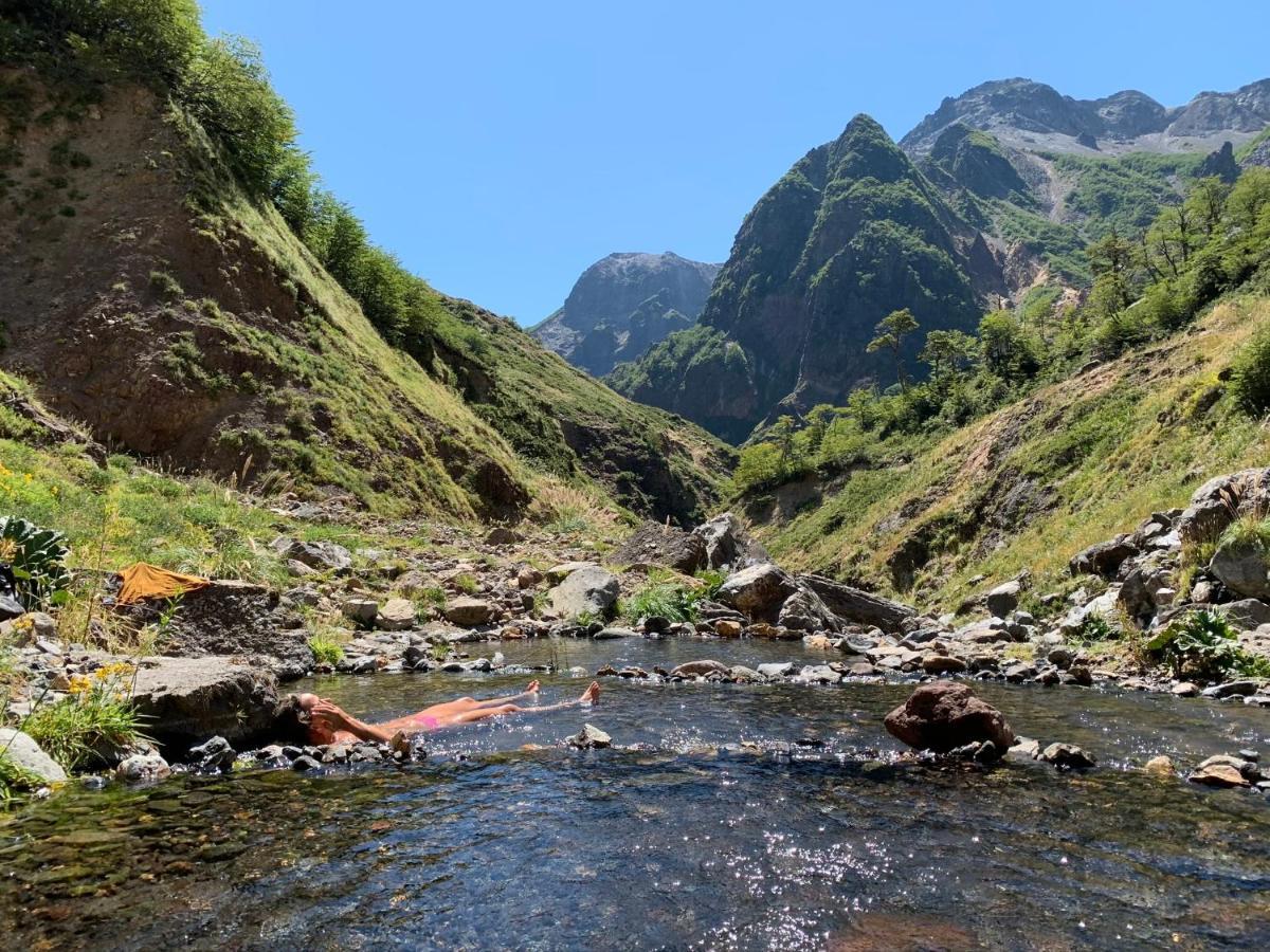 Domo Conguillio Conecta Con Tu Energia Sagrada Junto Al Salto Truful Truful Con Una Vista Majestuosa Que Podras Disfrutar En Una Tinaja Una Experiencia Que Alineara Tu Espiritu Y Tu Energia Interior Vivelo Melipeuco Bagian luar foto