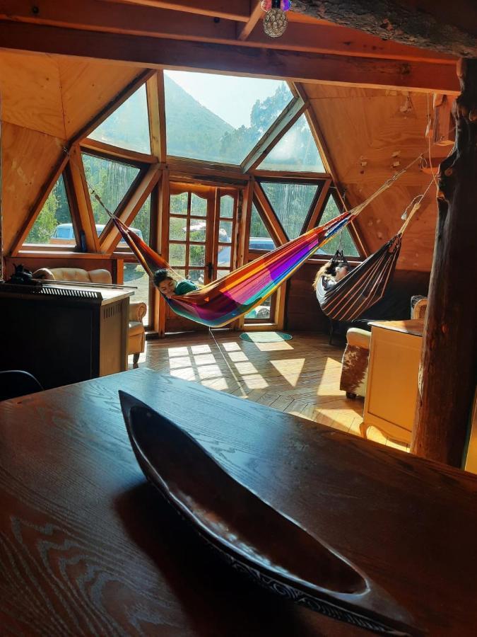 Domo Conguillio Conecta Con Tu Energia Sagrada Junto Al Salto Truful Truful Con Una Vista Majestuosa Que Podras Disfrutar En Una Tinaja Una Experiencia Que Alineara Tu Espiritu Y Tu Energia Interior Vivelo Melipeuco Bagian luar foto